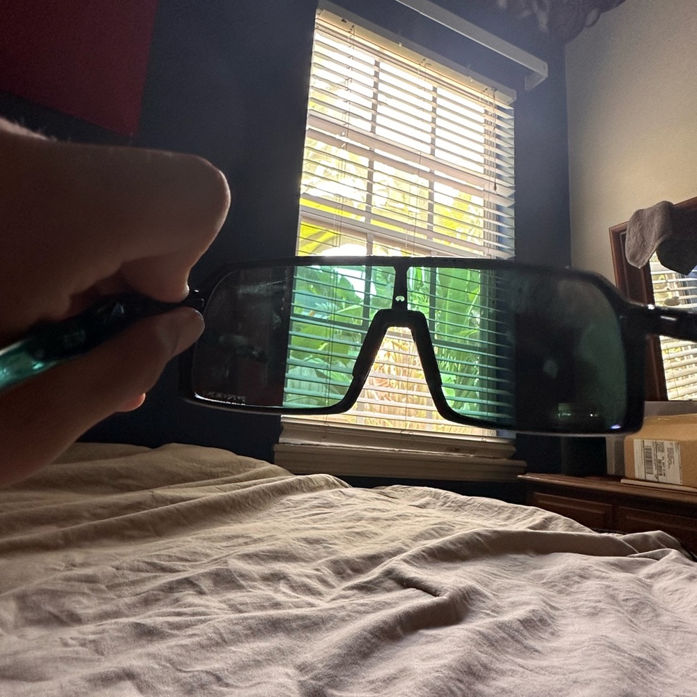 Oakleys - Picture 5 of 7